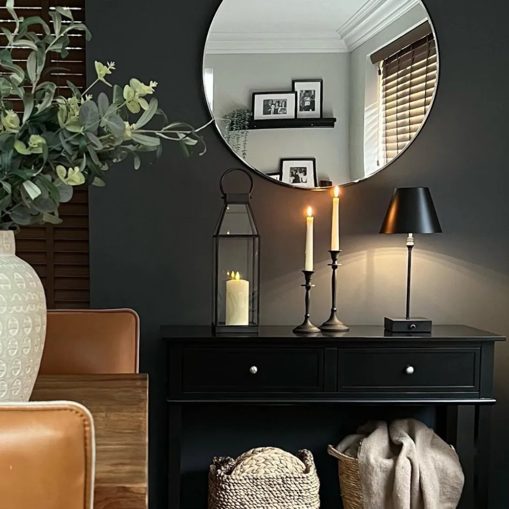 Lustre Black LED Rechargeable Table Lamp