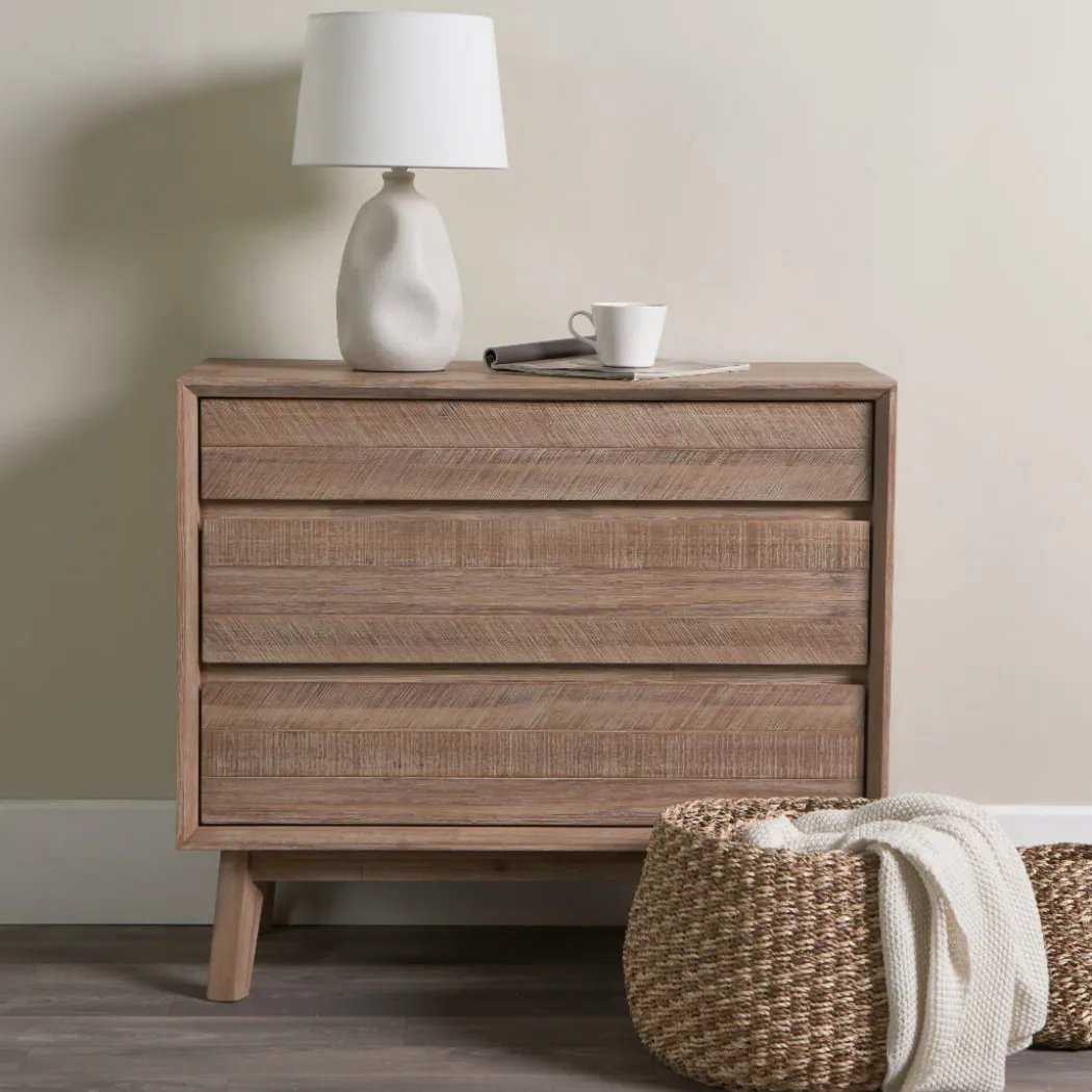 Sanders Cream Table Lamp