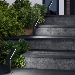 Ugento Outdoor Black Post